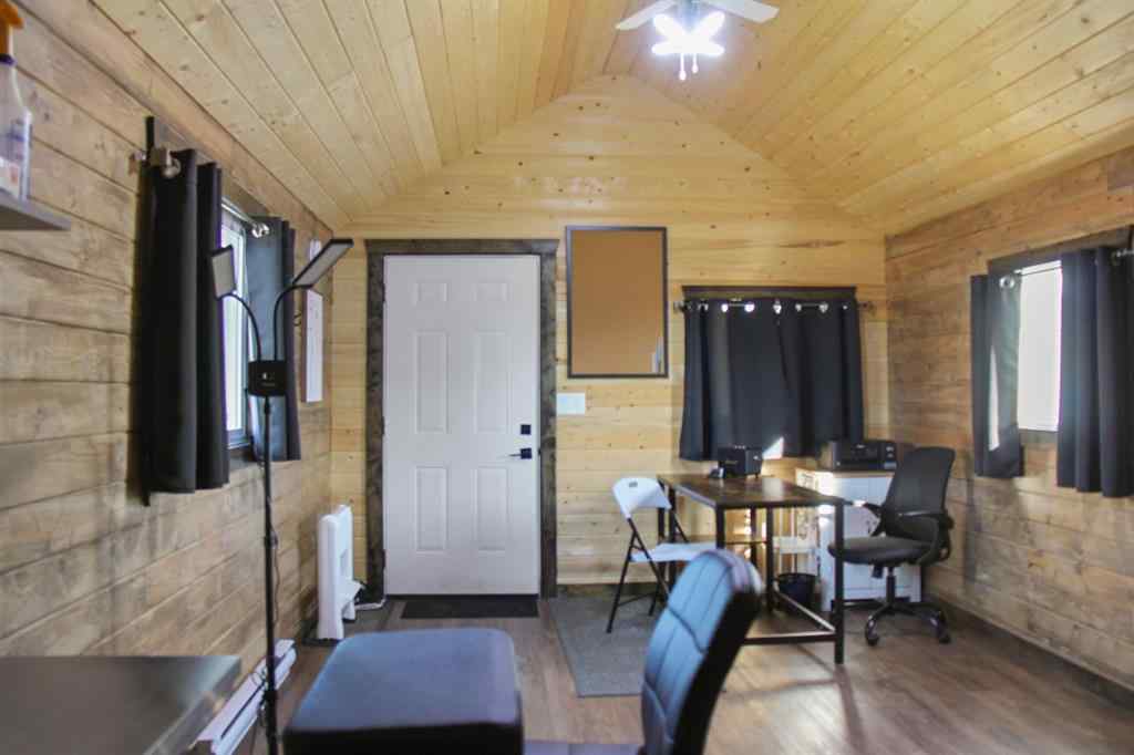 MLS® A2248972 - 5107 A Queen Street  in NONE Coronation, Commercial