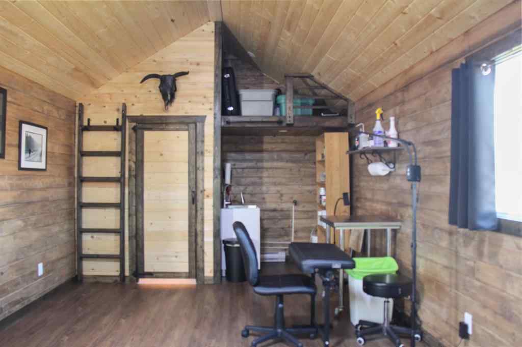 MLS® A2248972 - 5107 A Queen Street  in NONE Coronation, Commercial