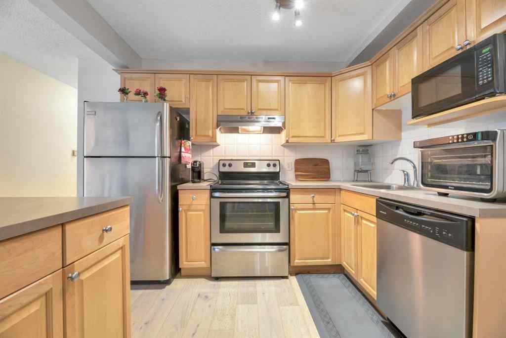MLS® A2248973 - Unit #103 222 5 Avenue NE in Crescent Heights Calgary, Residential