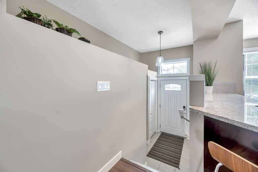 MLS® A2248974 - 576 Mckenzie Towne Drive SE in McKenzie Towne Calgary, Residential