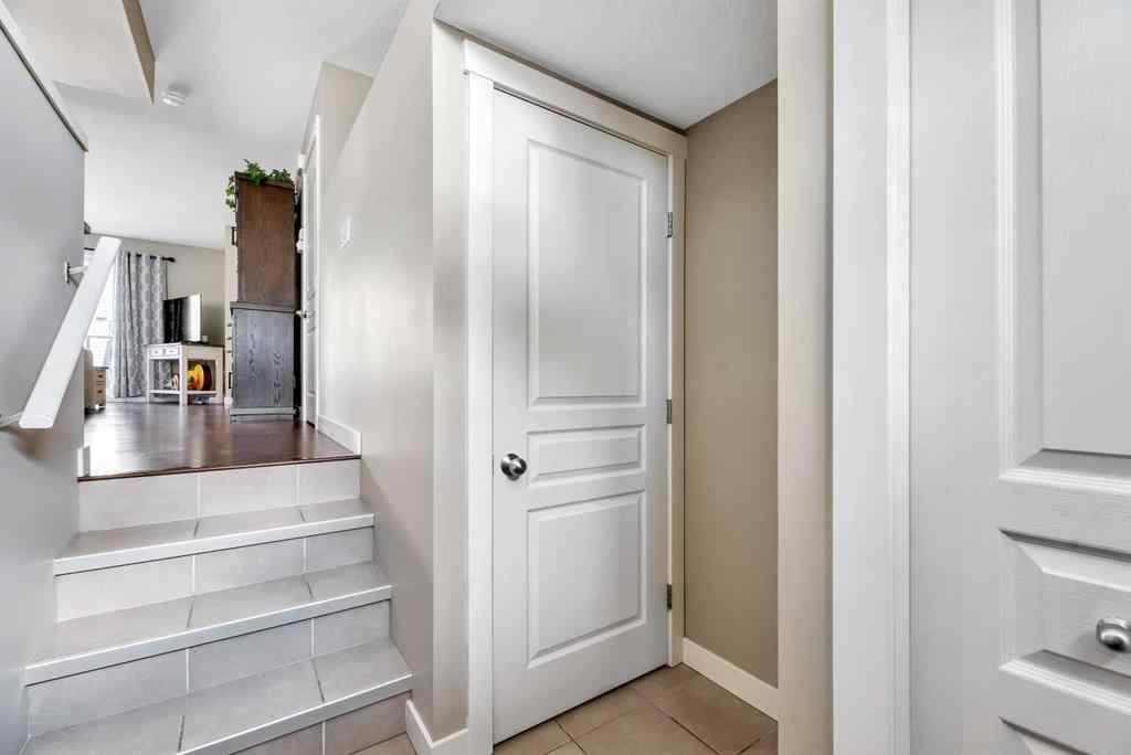 MLS® A2248974 - 576 Mckenzie Towne Drive SE in McKenzie Towne Calgary, Residential