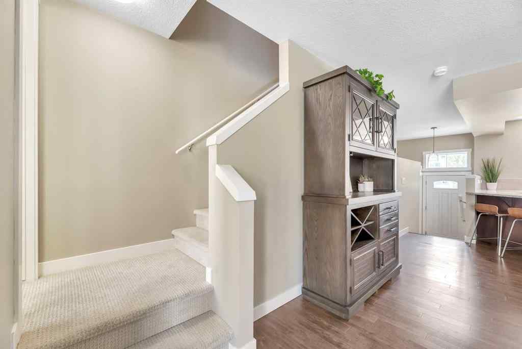 MLS® A2248974 - 576 Mckenzie Towne Drive SE in McKenzie Towne Calgary, Residential