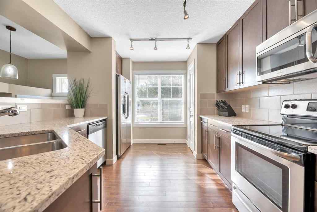 MLS® A2248974 - 576 Mckenzie Towne Drive SE in McKenzie Towne Calgary, Residential