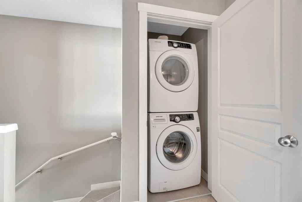 MLS® A2248974 - 576 Mckenzie Towne Drive SE in McKenzie Towne Calgary, Residential