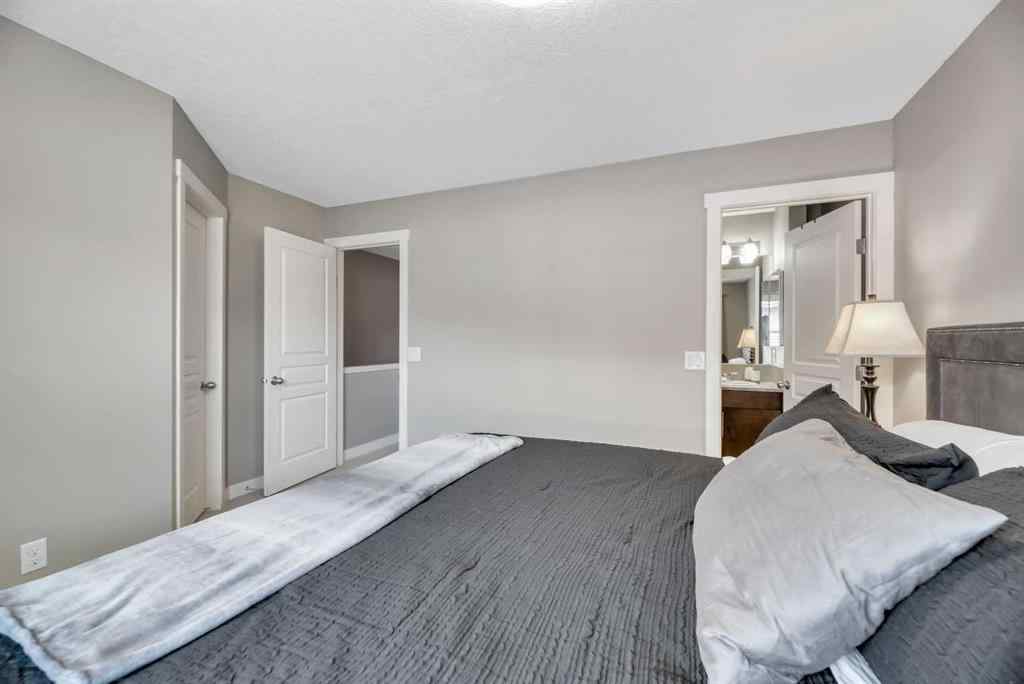 MLS® A2248974 - 576 Mckenzie Towne Drive SE in McKenzie Towne Calgary, Residential