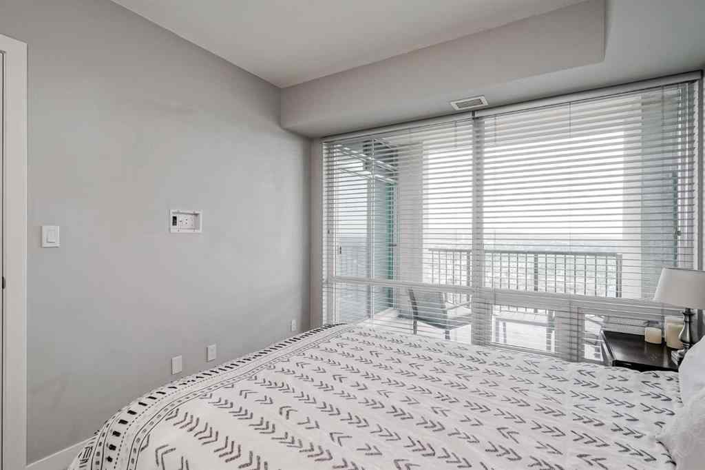 MLS® A2248981 - Unit #3303 930 6 Avenue SW in Downtown Commercial Core Calgary, Residential