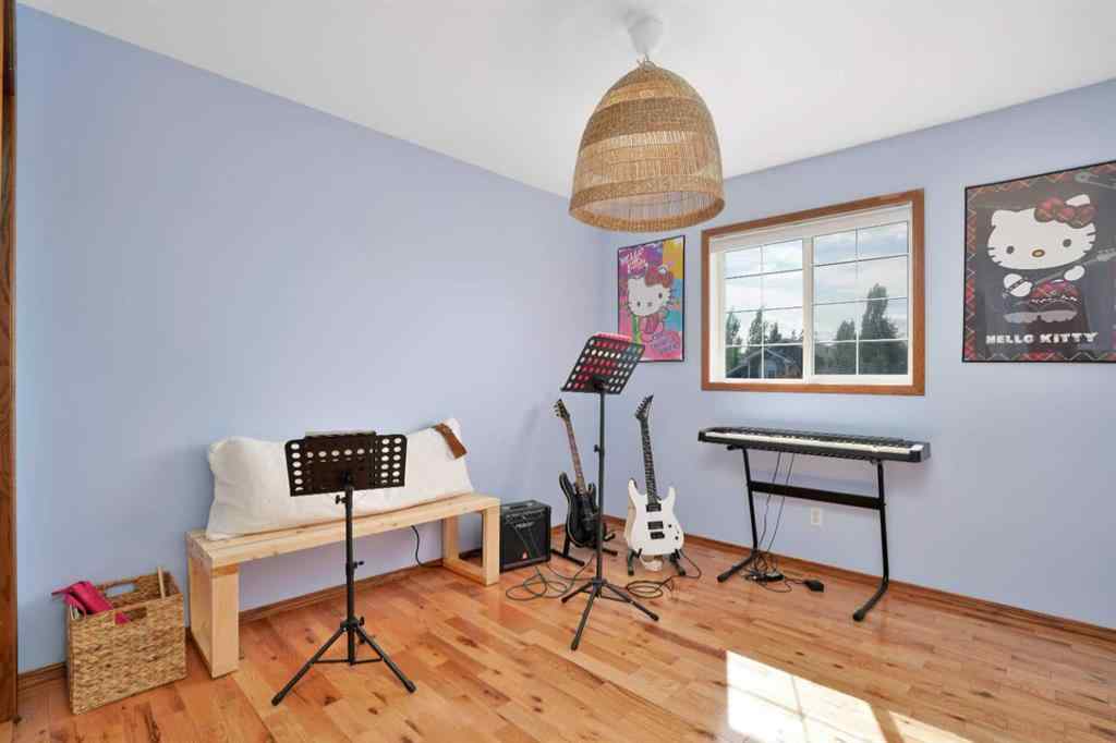 MLS® A2248989 - 15 Pritchard Close  in Pierview Sylvan Lake, Residential