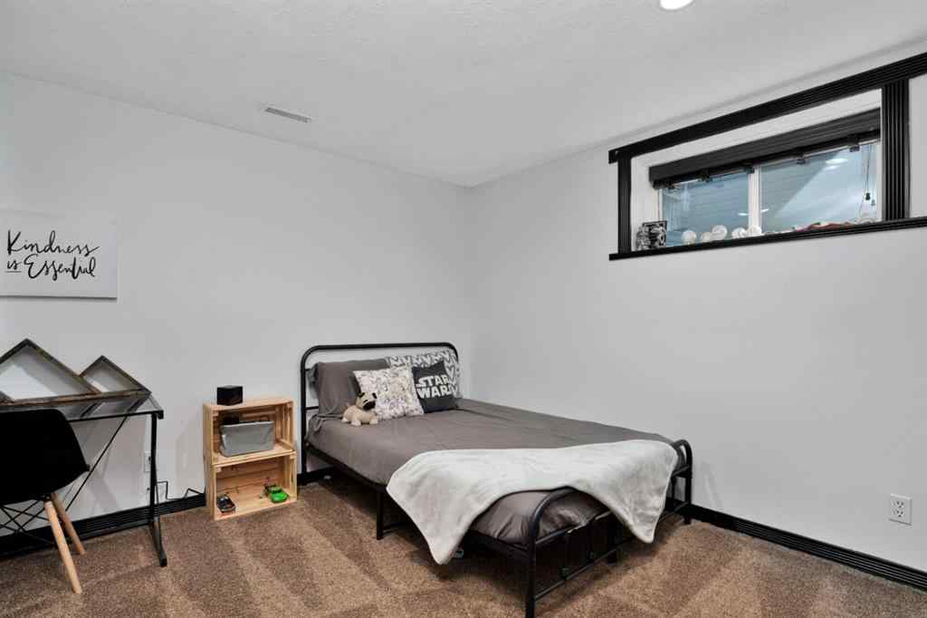 MLS® A2248989 - 15 Pritchard Close  in Pierview Sylvan Lake, Residential