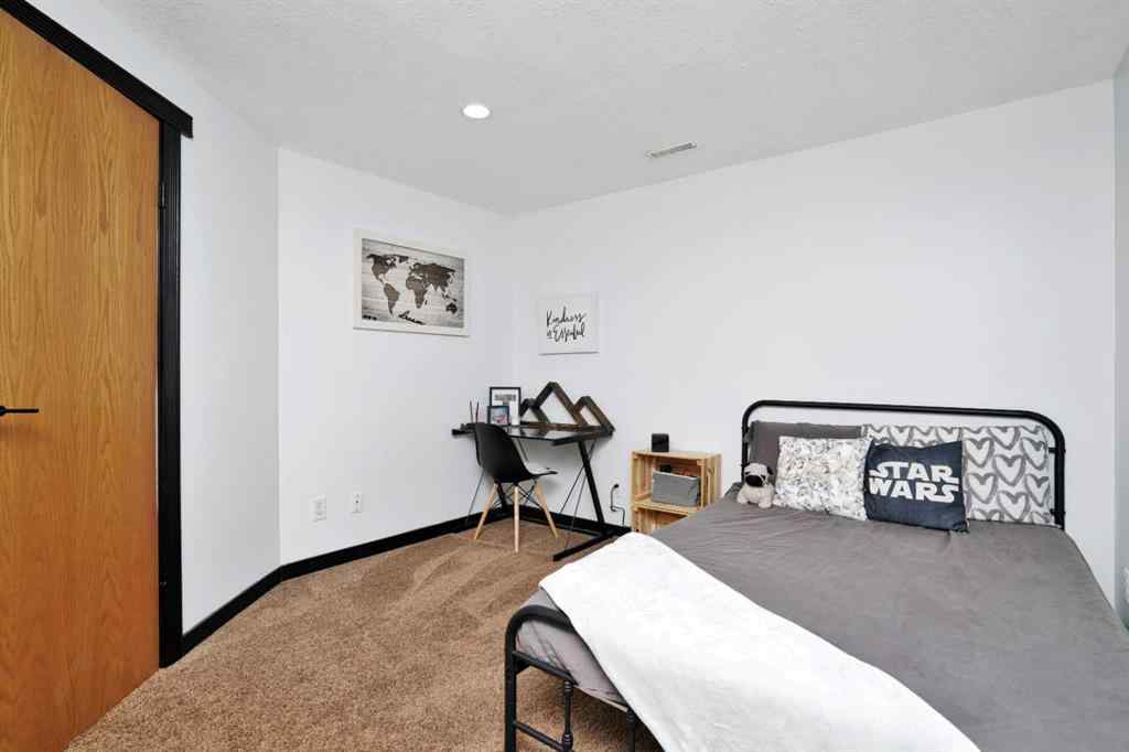 MLS® A2248989 - 15 Pritchard Close  in Pierview Sylvan Lake, Residential