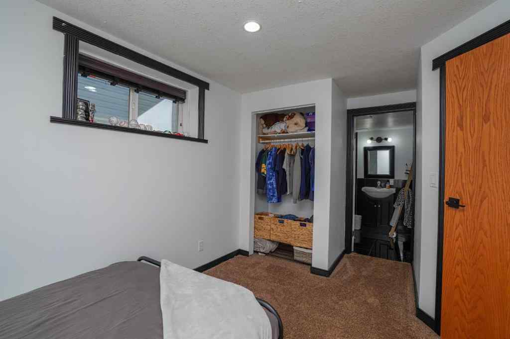 MLS® A2248989 - 15 Pritchard Close  in Pierview Sylvan Lake, Residential