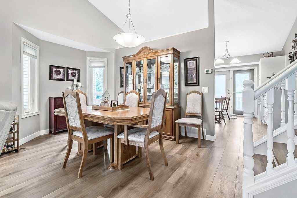 MLS® A2248990 - 206 Tanner Drive SE in Thorburn Airdrie, Residential