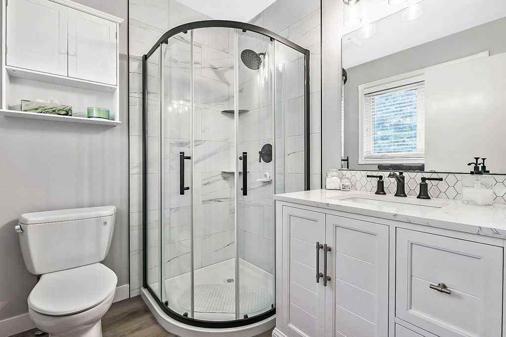 MLS® A2248990 - 206 Tanner Drive SE in Thorburn Airdrie, Residential