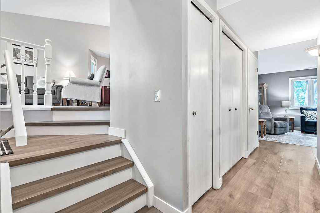 MLS® A2248990 - 206 Tanner Drive SE in Thorburn Airdrie, Residential