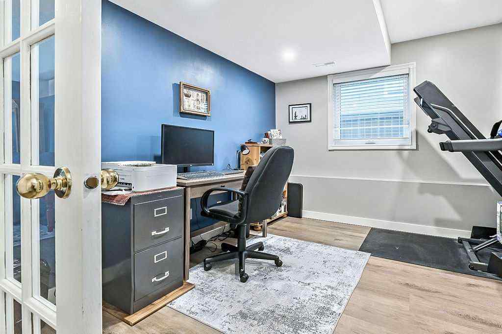 MLS® A2248990 - 206 Tanner Drive SE in Thorburn Airdrie, Residential
