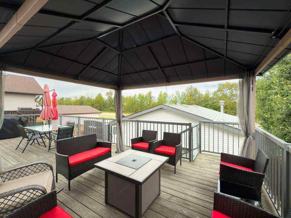 MLS® A2249000 - 6818 59 Street Close   in NONE Rocky Mountain House, Residential