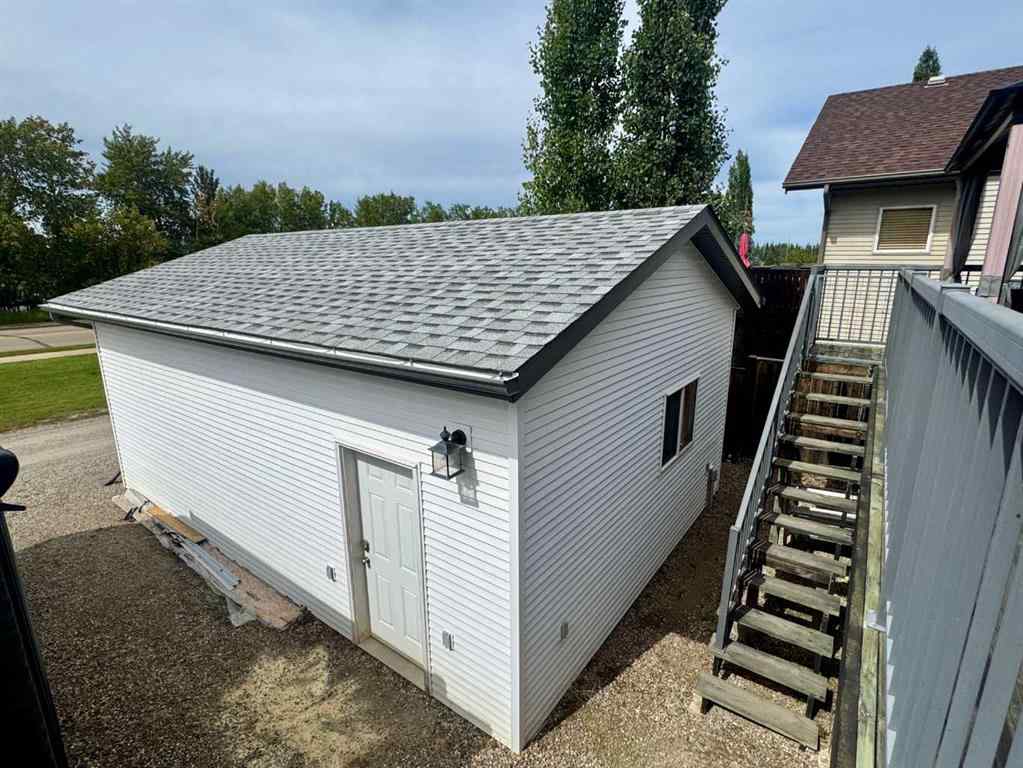 MLS® A2249000 - 6818 59 Street Close   in NONE Rocky Mountain House, Residential