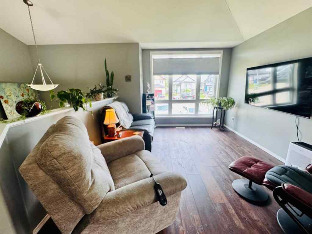 MLS® A2249000 - 6818 59 Street Close   in NONE Rocky Mountain House, Residential