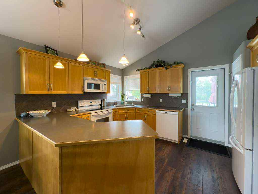 MLS® A2249000 - 6818 59 Street Close   in NONE Rocky Mountain House, Residential