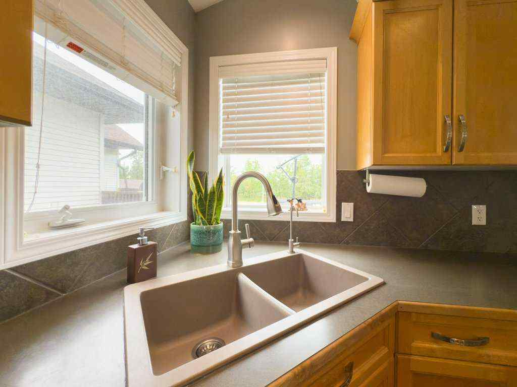 MLS® A2249000 - 6818 59 Street Close   in NONE Rocky Mountain House, Residential