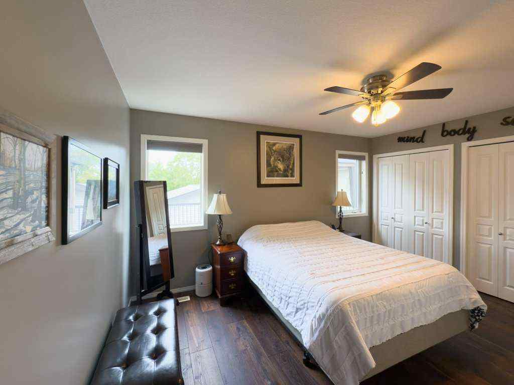 MLS® A2249000 - 6818 59 Street Close   in NONE Rocky Mountain House, Residential