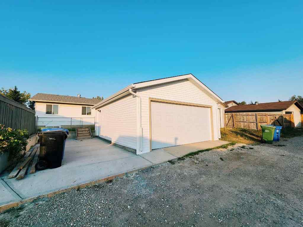 MLS® A2249006 - 99 Abingdon Crescent NE in Abbeydale Calgary, Residential