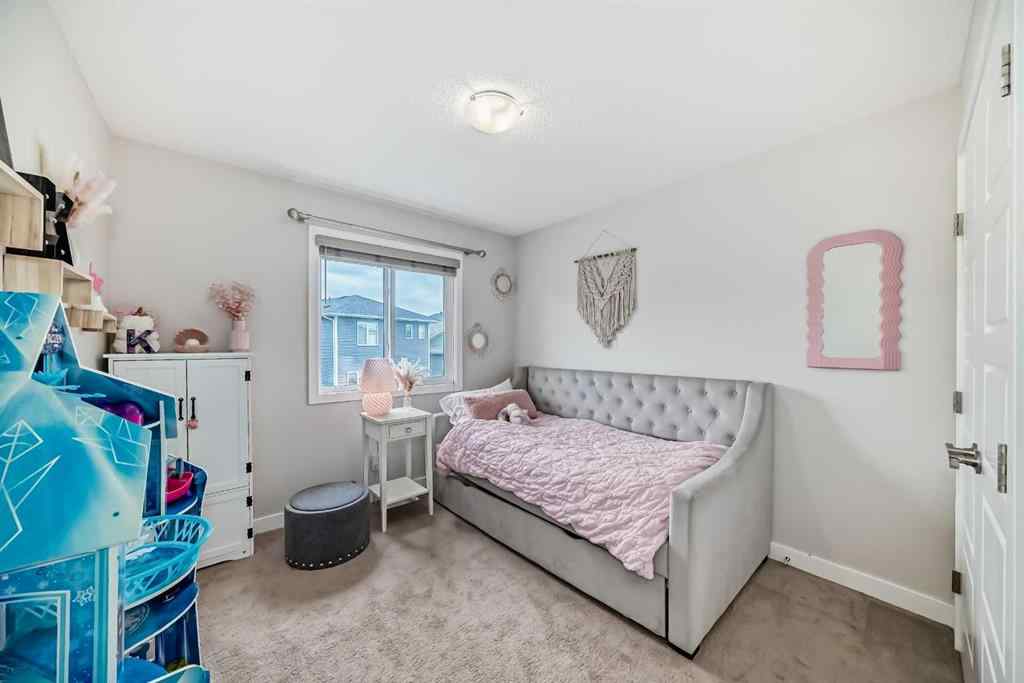 MLS® A2249015 - 106 Kingfisher Crescent SE in Kings Heights Airdrie, Residential