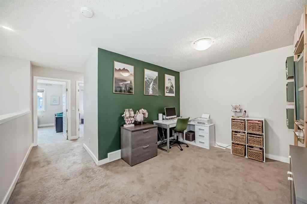 MLS® A2249015 - 106 Kingfisher Crescent SE in Kings Heights Airdrie, Residential
