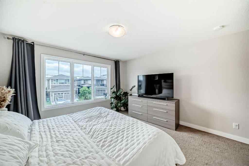 MLS® A2249015 - 106 Kingfisher Crescent SE in Kings Heights Airdrie, Residential