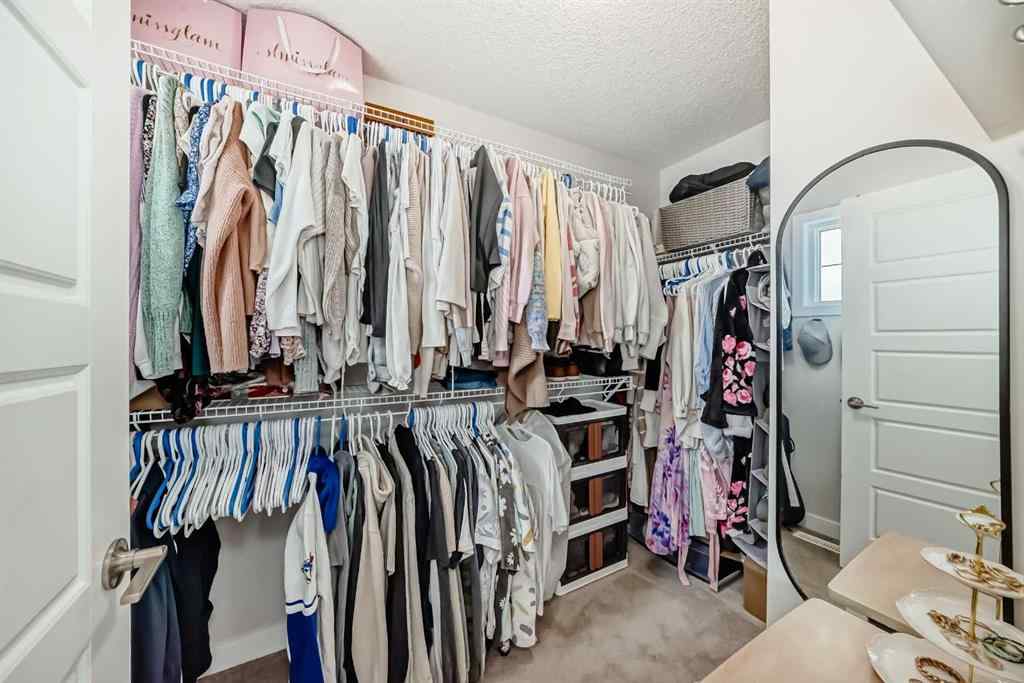 MLS® A2249015 - 106 Kingfisher Crescent SE in Kings Heights Airdrie, Residential