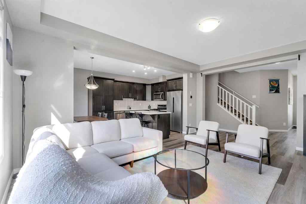 MLS® A2249019 - 78 Osborne Common SW in Southwinds Airdrie, Residential