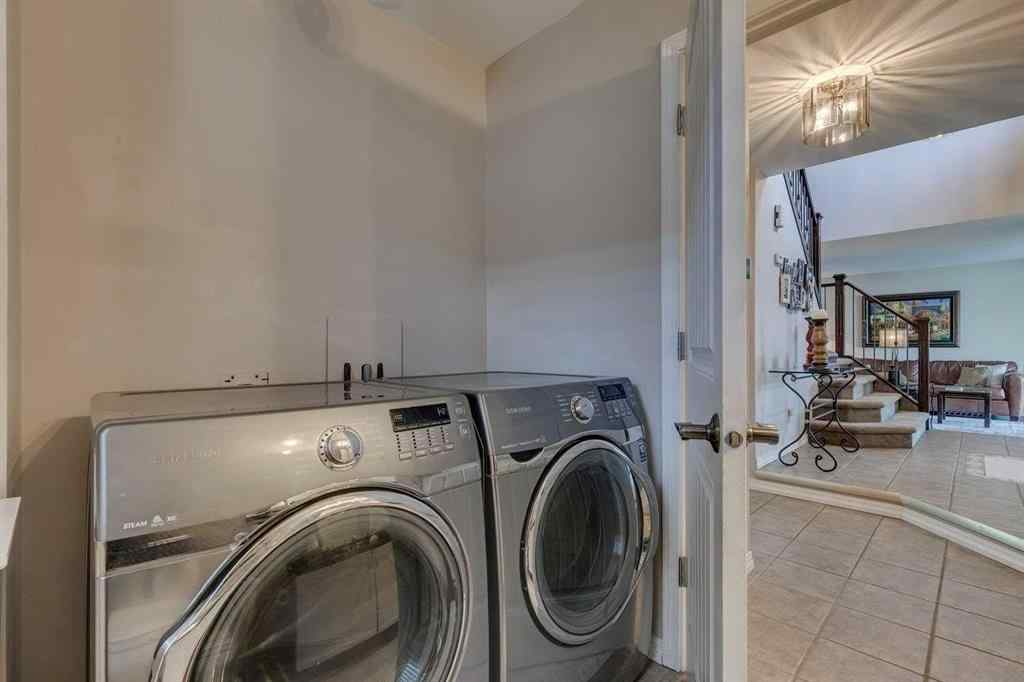 MLS® A2249029 - 2108 Douglasbank Crescent SE in Douglasdale/Glen Calgary, Residential