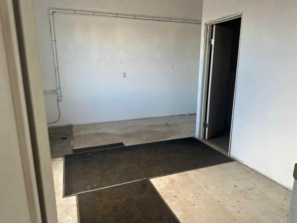 MLS® A2249030 - Unit ##5 6002 60 Avenue  in NONE Taber, Commercial
