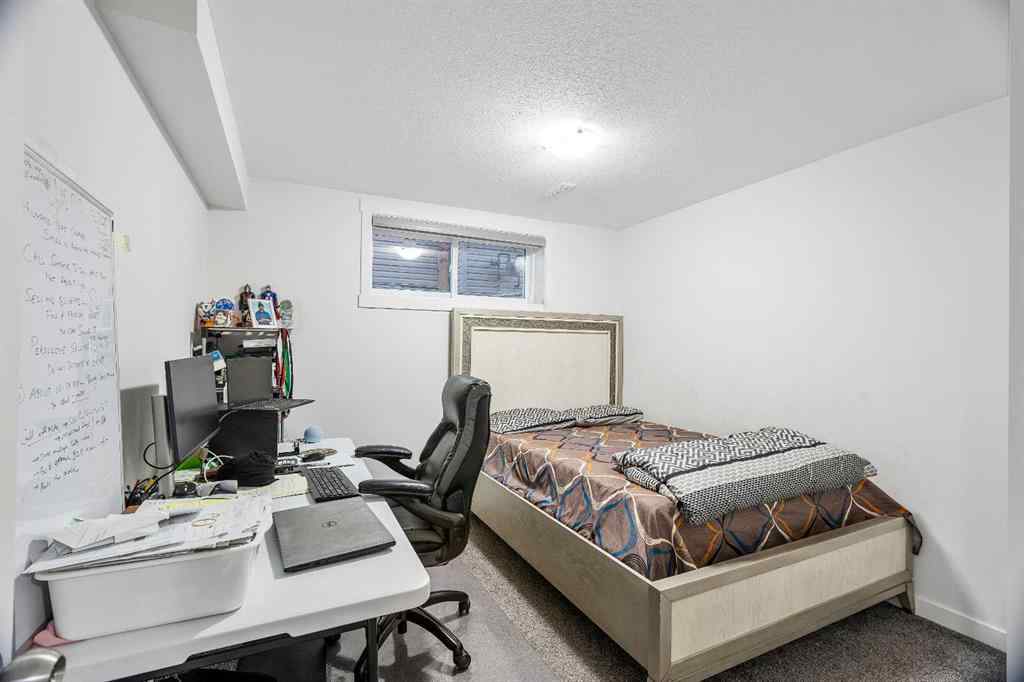 MLS® A2249035 - 213 Hawkmere Close  in Westmere Chestermere, Residential