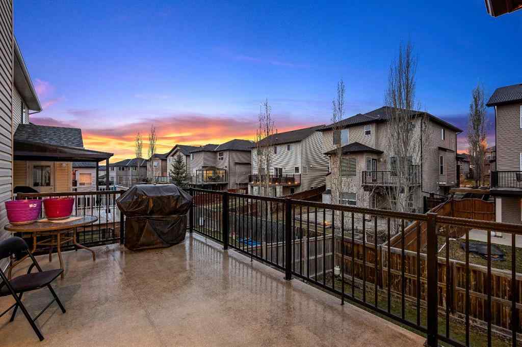 MLS® A2249035 - 213 Hawkmere Close  in Westmere Chestermere, Residential