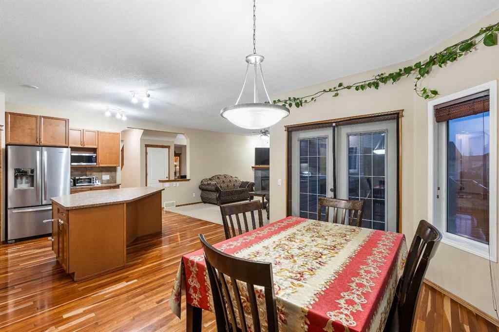 MLS® A2249035 - 213 Hawkmere Close  in Westmere Chestermere, Residential