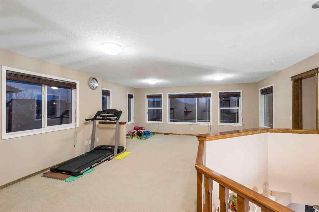 MLS® A2249035 - 213 Hawkmere Close  in Westmere Chestermere, Residential