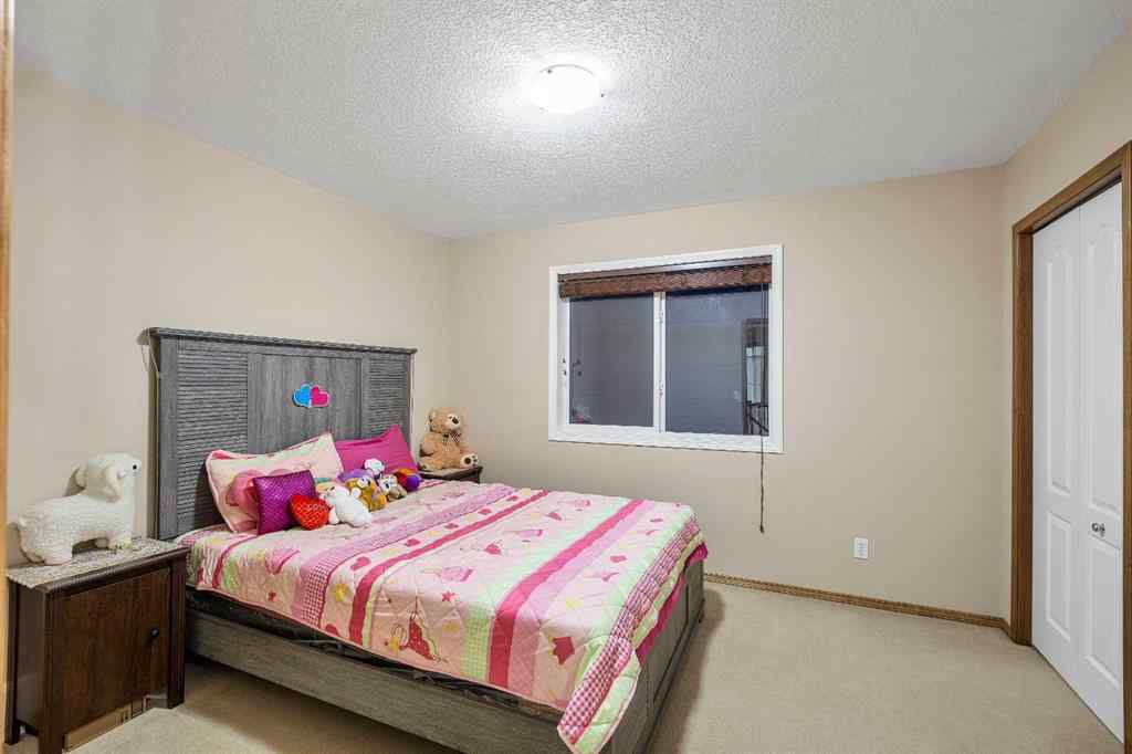 MLS® A2249035 - 213 Hawkmere Close  in Westmere Chestermere, Residential