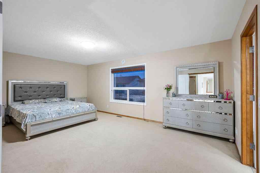 MLS® A2249035 - 213 Hawkmere Close  in Westmere Chestermere, Residential