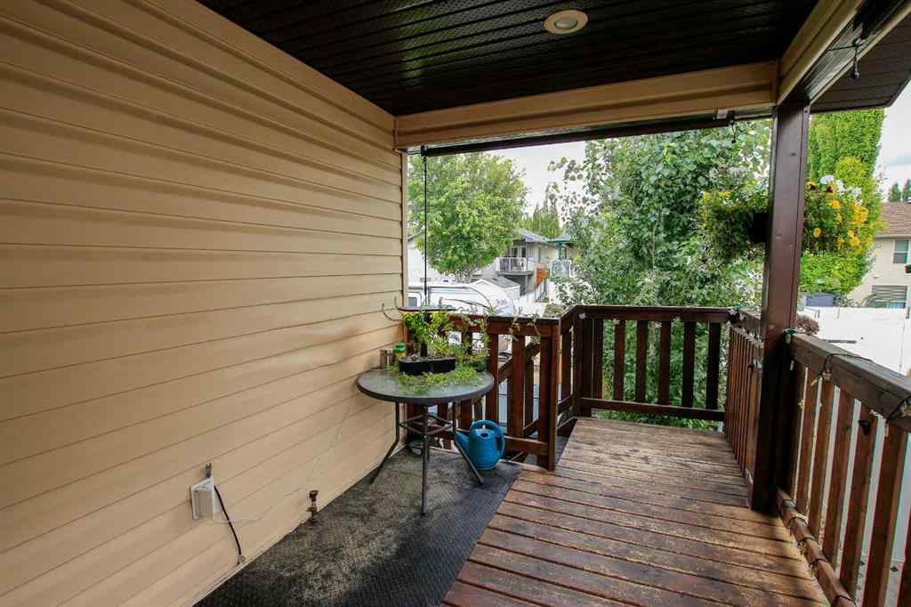 MLS® A2249048 - 107 Ackerman Crescent  in Aspen Ridge Red Deer, Residential