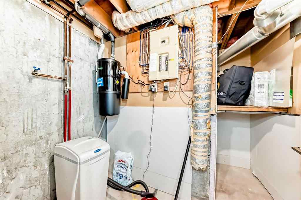 MLS® A2249059 - Unit #39 185 Woodridge Drive SW in Woodlands Calgary, Residential