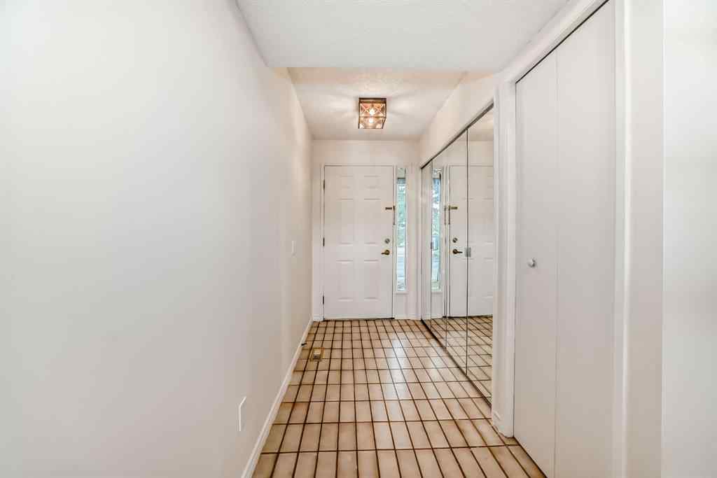 MLS® A2249059 - Unit #39 185 Woodridge Drive SW in Woodlands Calgary, Residential