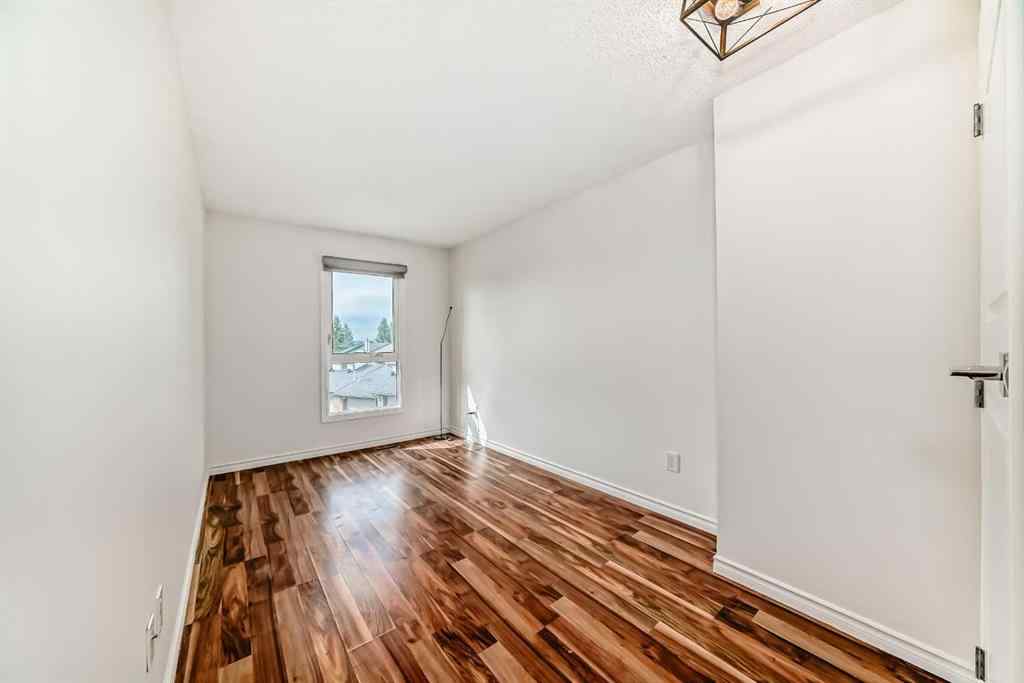 MLS® A2249059 - Unit #39 185 Woodridge Drive SW in Woodlands Calgary, Residential