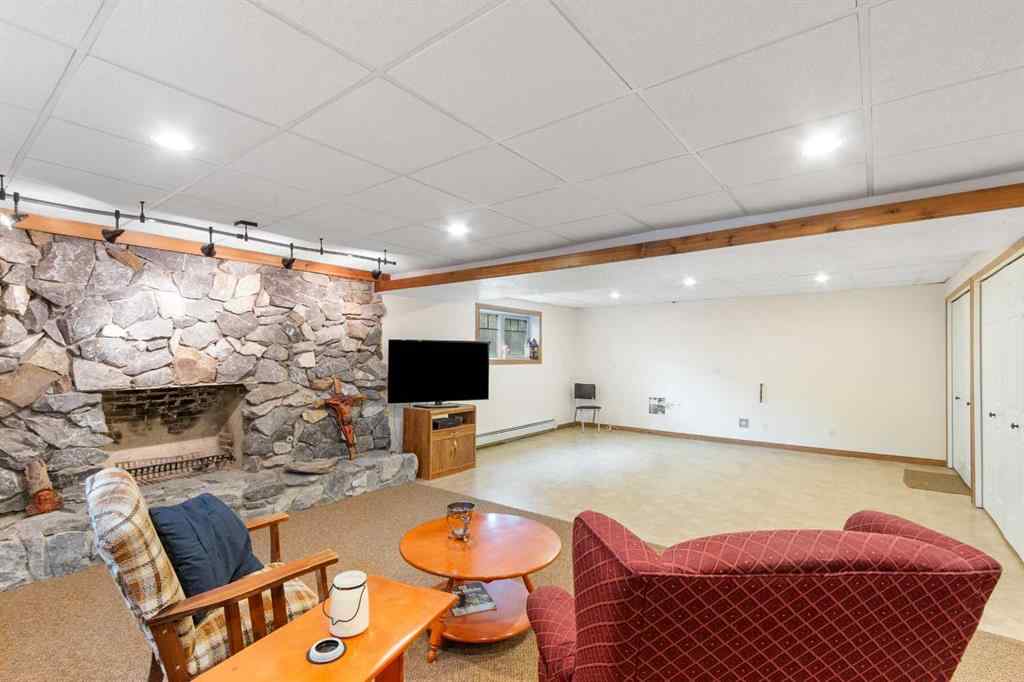 MLS® A2249069 - 671 Wallace Drive  in NONE Carstairs, Residential