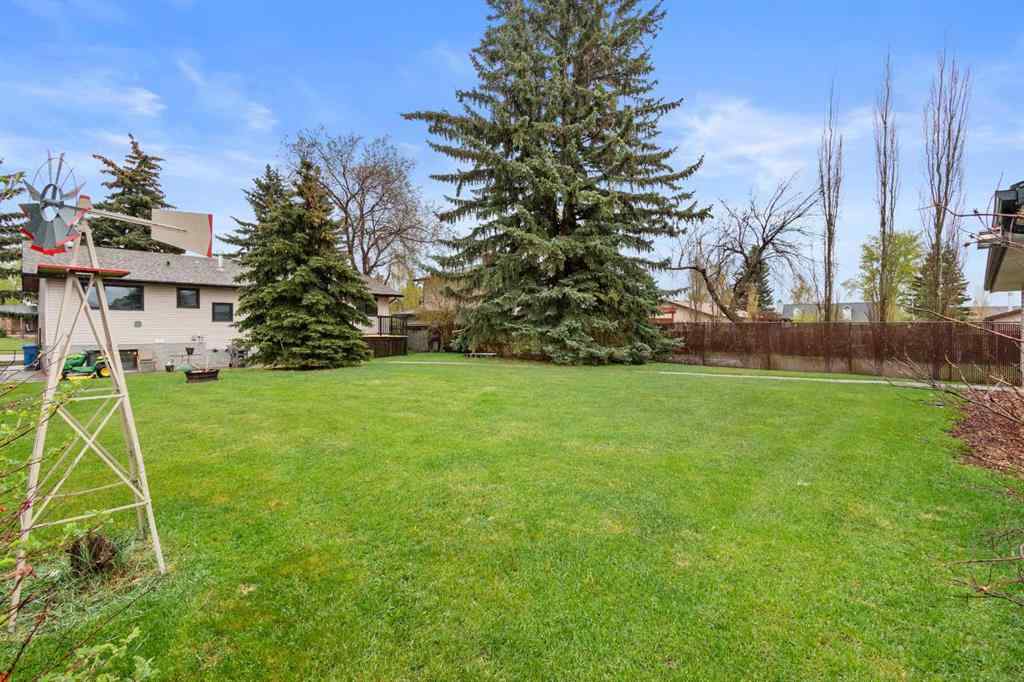 MLS® A2249069 - 671 Wallace Drive  in NONE Carstairs, Residential