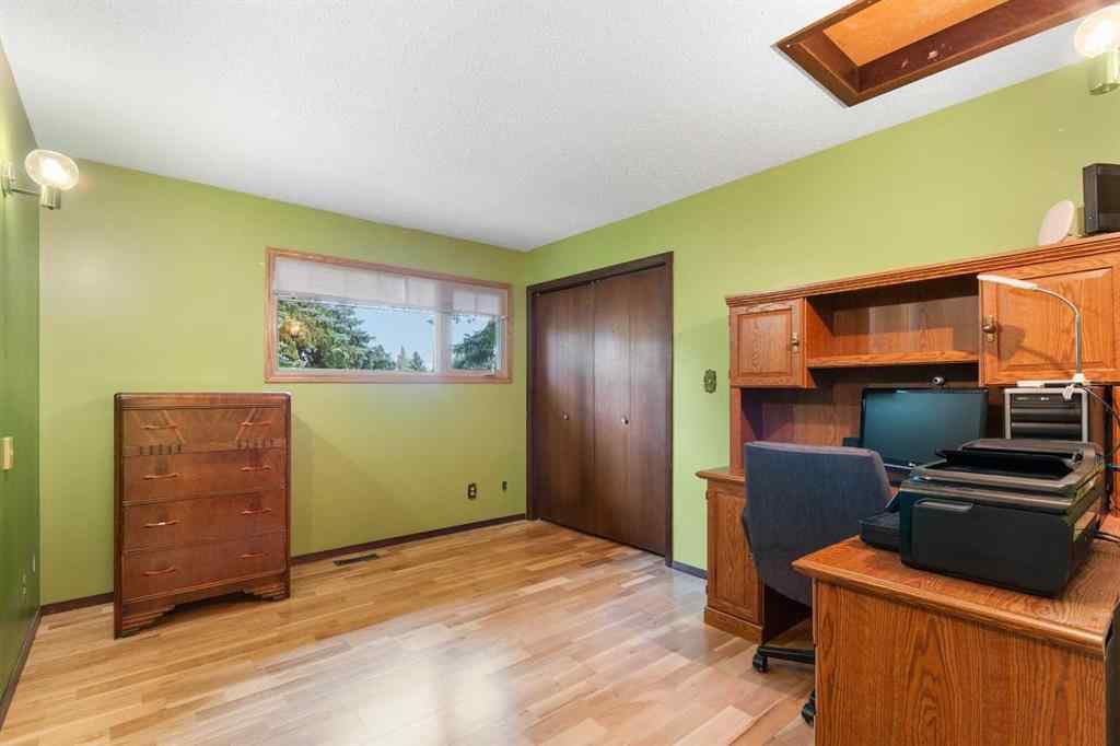 MLS® A2249069 - 671 Wallace Drive  in NONE Carstairs, Residential