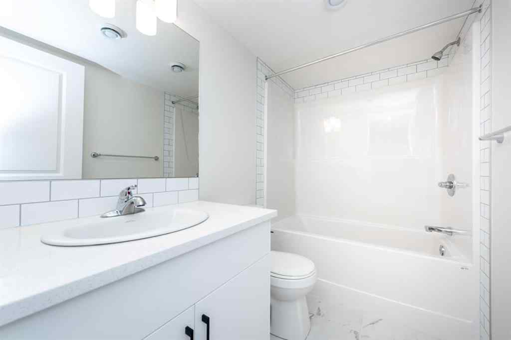 MLS® A2249080 - 1139 Chinook Winds Circle SW in Chinook Gate Airdrie, Residential