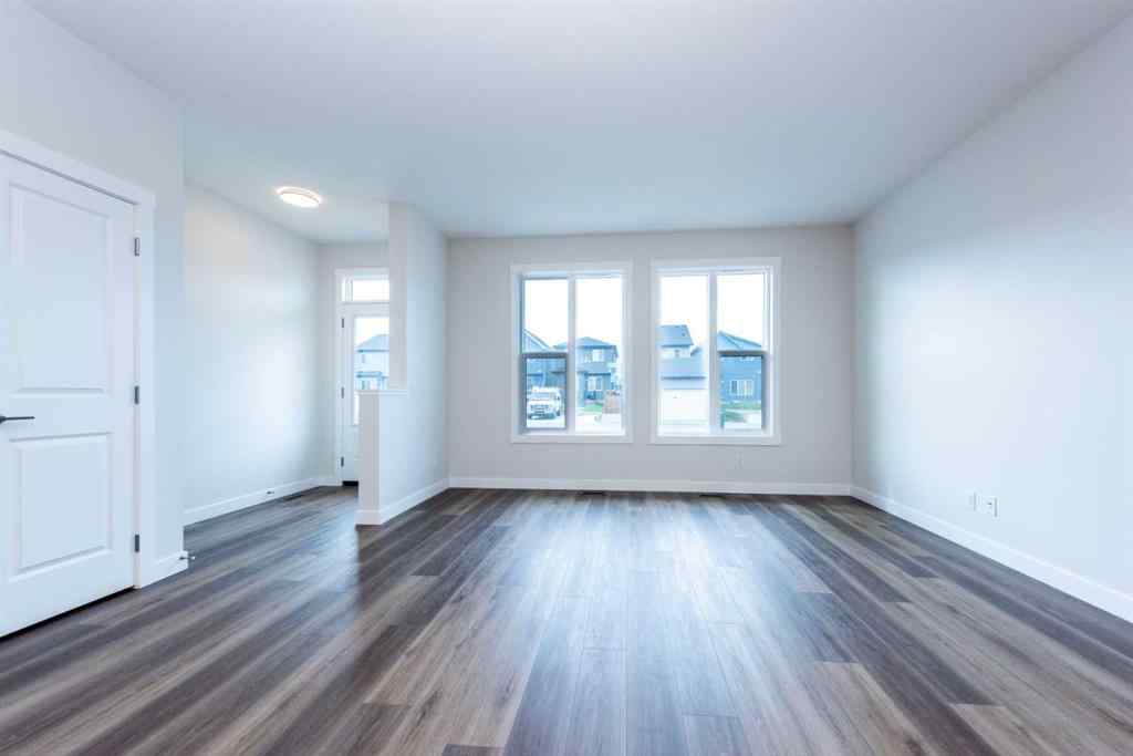 MLS® A2249080 - 1139 Chinook Winds Circle SW in Chinook Gate Airdrie, Residential