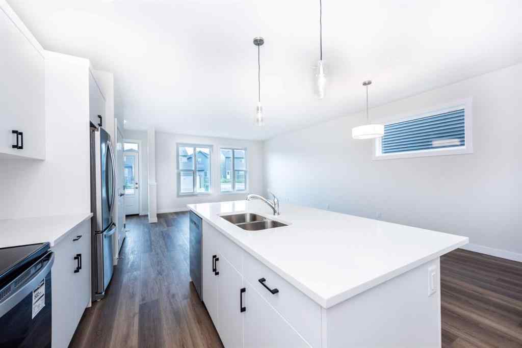 MLS® A2249080 - 1139 Chinook Winds Circle SW in Chinook Gate Airdrie, Residential