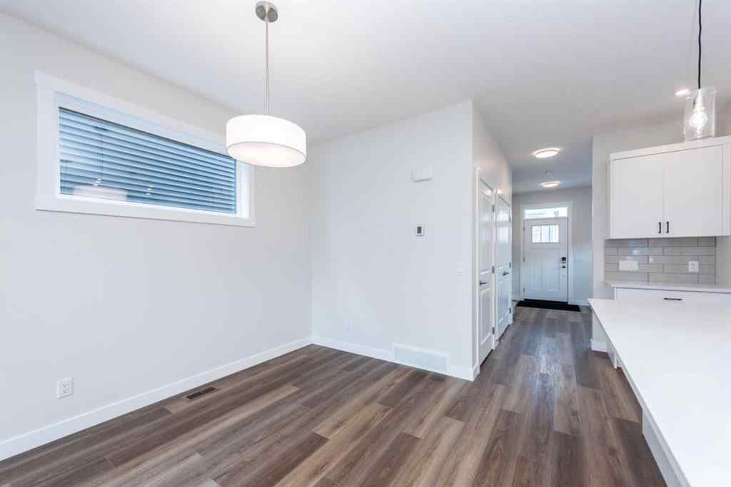 MLS® A2249080 - 1139 Chinook Winds Circle SW in Chinook Gate Airdrie, Residential