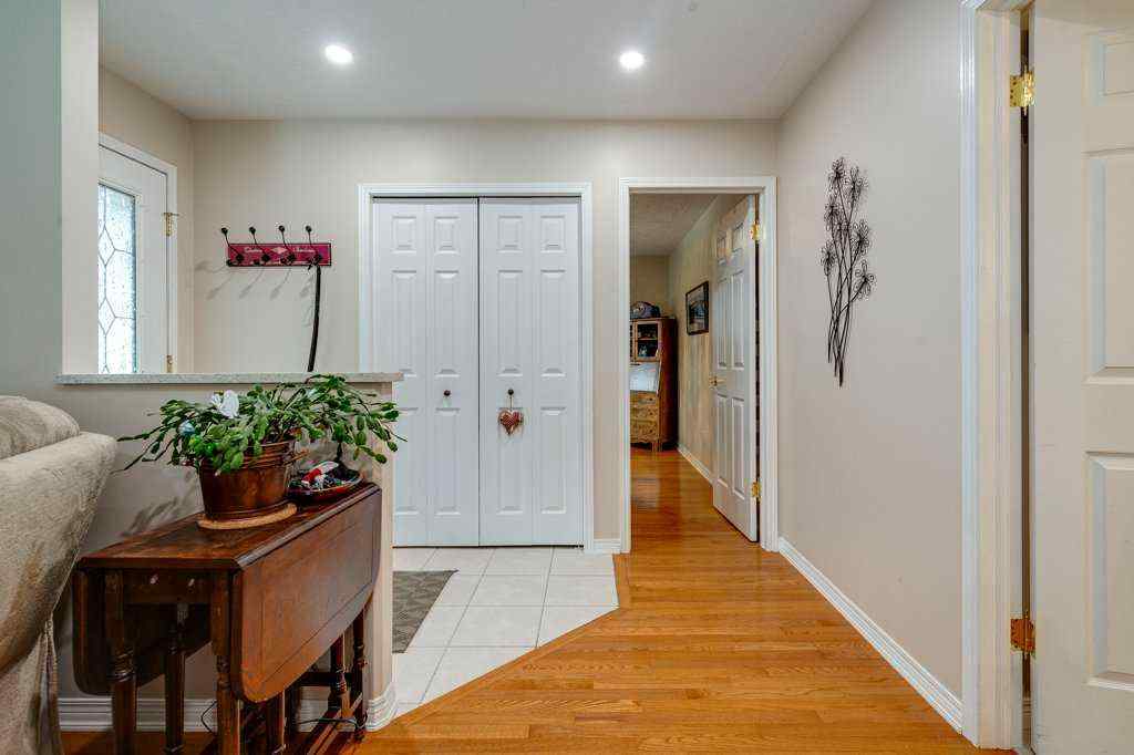 MLS® A2249089 - 13 Dillon Close  in Devonshire Red Deer, Residential